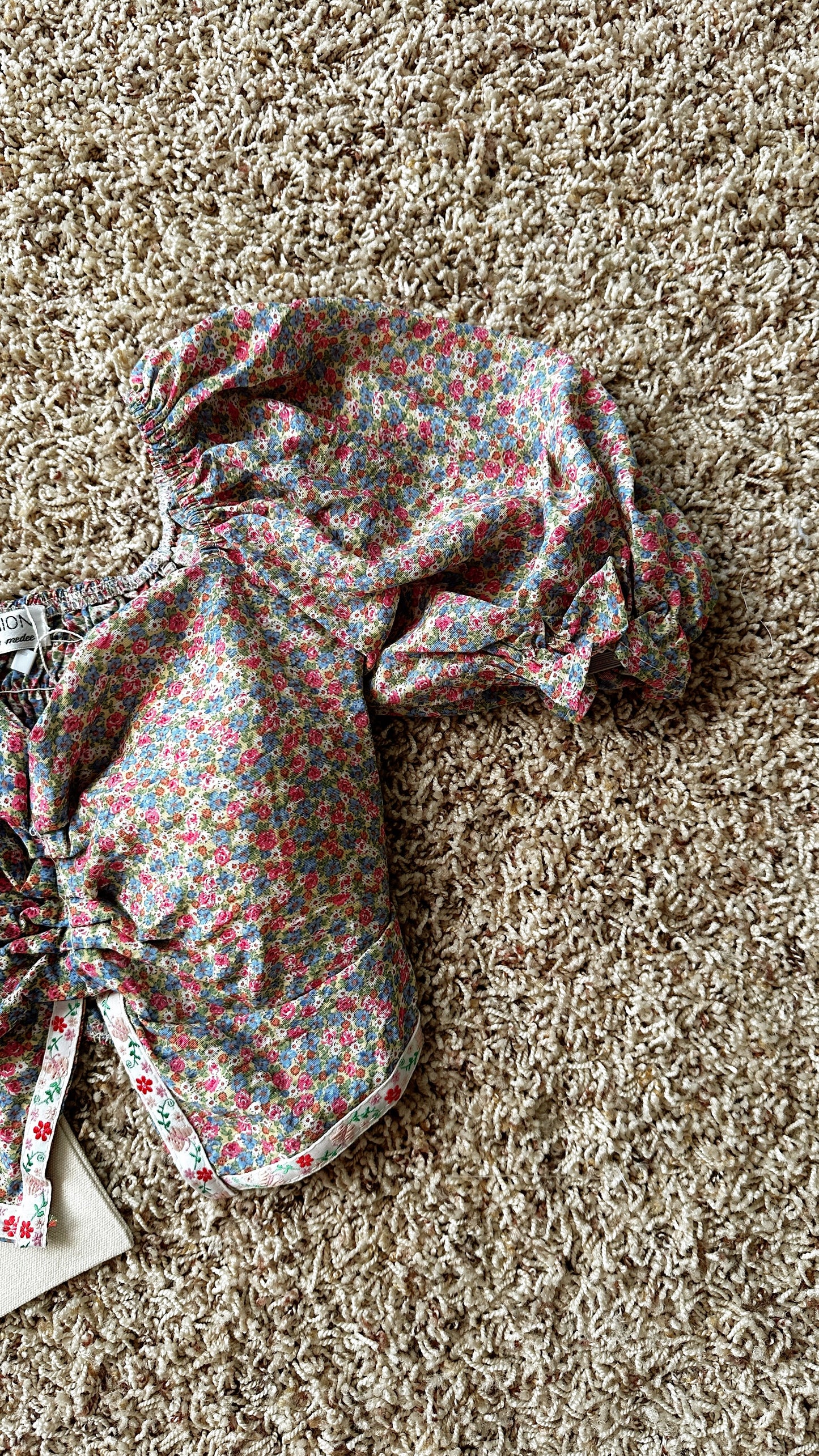 Imelda Crop top flowers